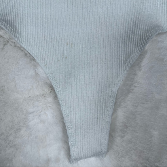 Fashion Nova White Ribbed Ruched Bodysuit - Picture 2 of 9